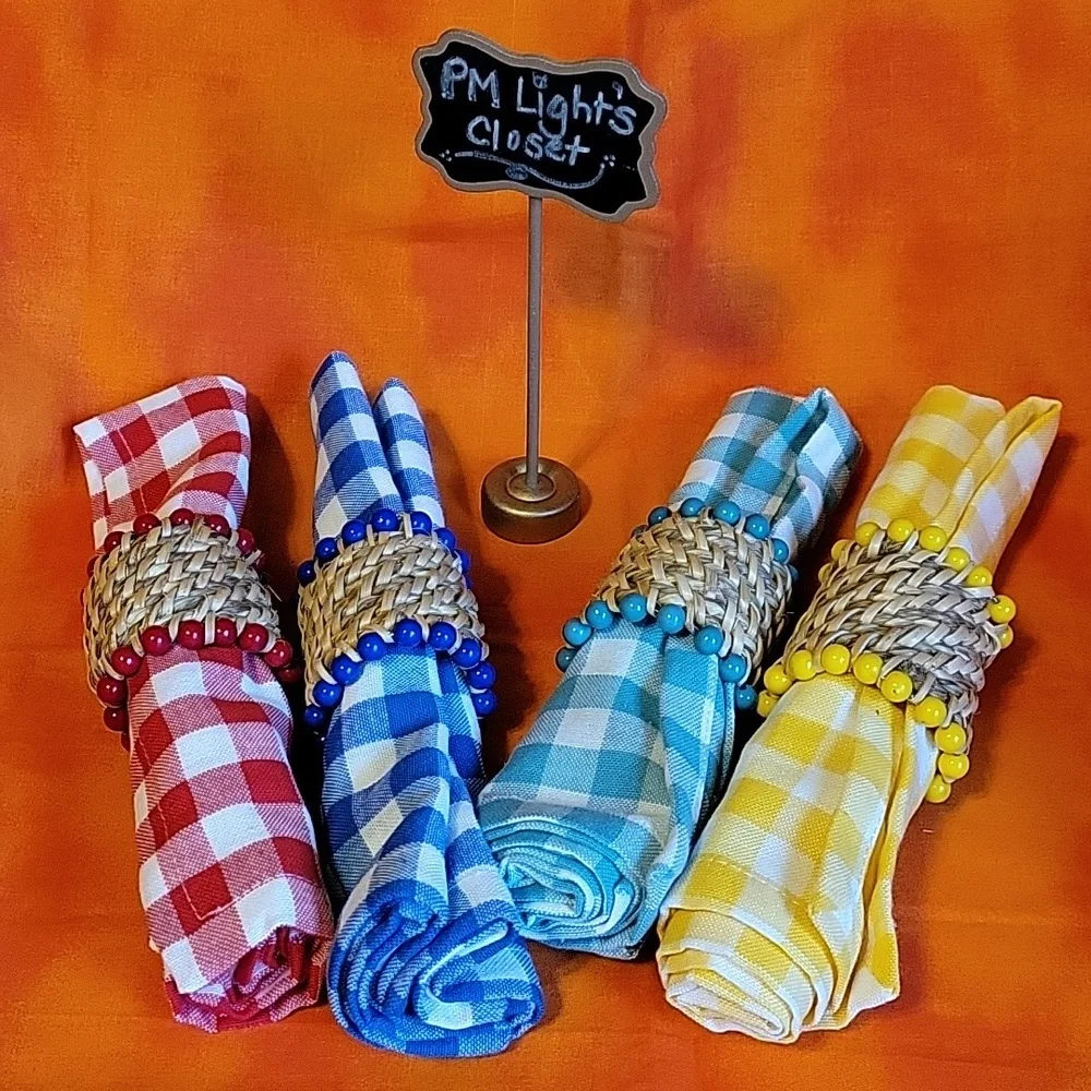 The Pioneer Woman Set of 4 Napkins & 4 Napkin Rings Gingham Red Blue Yellow